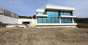 Дом 407м&sup2;, 2-этажный, участок 20 сот.  