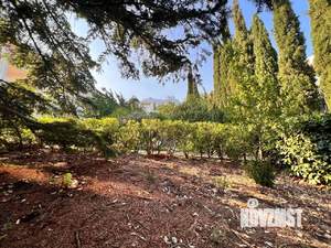 Дом 215м&sup2;, 3-этажный, участок 12 сот.  