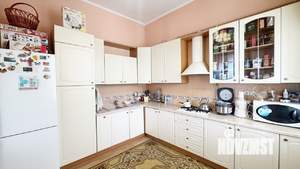 Дом 532м², 3-этажный, участок 9 сот.  