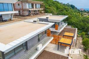 Дом 156м², 2-этажный, участок 3 сот.  