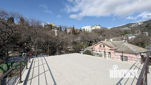 Дом 70м&sup2;, 2-этажный, участок 1 сот.  