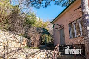 Дом 56м&sup2;, 2-этажный, участок 15 сот.  