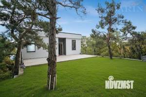 Коттедж 235м², 3-этажный, участок 5 сот.  