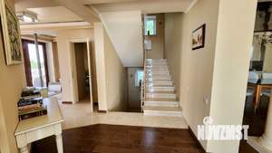 Дом 294м&sup2;, 2-этажный, участок 20 сот.  