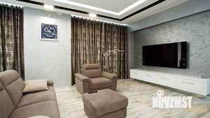 Дом 280м&sup2;, 2-этажный, участок 8 сот.  