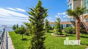 Дом 1391м&sup2;, 4-этажный, участок 39 сот.  