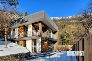 Коттедж 230м&sup2;, 2-этажный, участок 6 сот.  