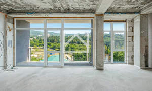 Дом 150м&sup2;, 3-этажный, участок 2 сот.  