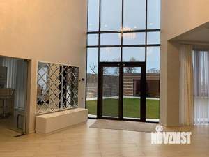 Дом 280м&sup2;, 2-этажный, участок 10 сот.  