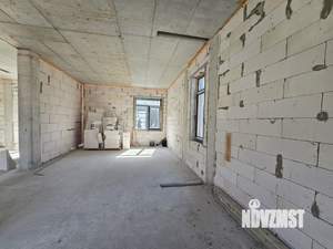 Дом 285м², 3-этажный, участок 4 сот.  