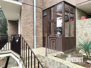 Дом 235м&sup2;, 3-этажный, участок 4 сот.  