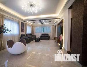 Дом 1450м², 3-этажный, участок 42 сот.  