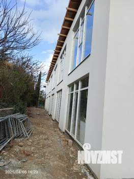 Дом 170м&sup2;, 3-этажный, участок 2 сот.  