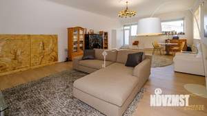 Дом 790м&sup2;, 3-этажный, участок 10 сот.  