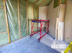 Дом 142м&sup2;, 3-этажный, участок 10 сот.  