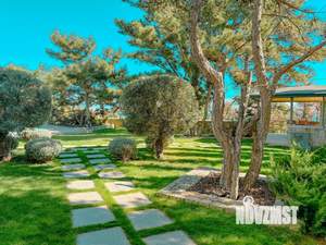 Дом 336м&sup2;, 3-этажный, участок 29 сот.  