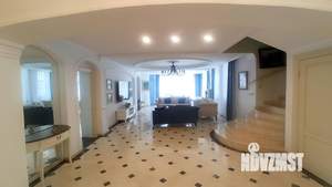 Коттедж 622м&sup2;, 3-этажный, участок 30 сот.  