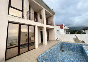 Дом 500м&sup2;, 3-этажный, участок 3 сот.  