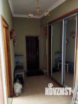 Дом 155м&sup2;, 3-этажный, участок 1 сот.  