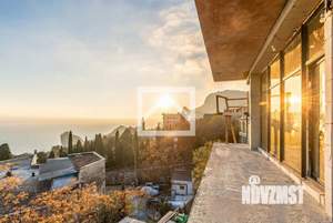 Дом 229м&sup2;, 2-этажный, участок 6 сот.  