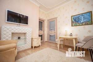 Дом 450м², 3-этажный, участок 12 сот.  