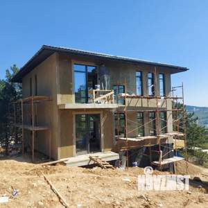 Дом 278м&sup2;, 3-этажный, участок 6 сот.  