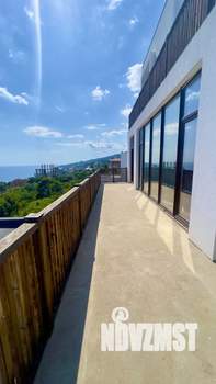 Коттедж 250м&sup2;, 3-этажный, участок 3 сот.  