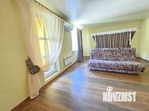 Дом 300м&sup2;, 3-этажный, участок 4 сот.  