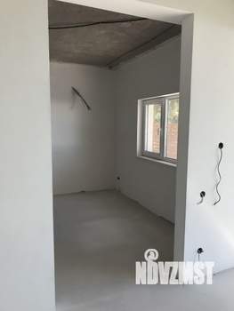 Коттедж 260м², 3-этажный, участок 6 сот.  