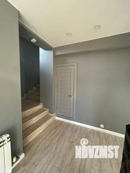 Дом 224м&sup2;, 3-этажный, участок 8 сот.  