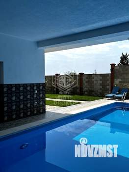 Дом 500м², 3-этажный, участок 6 сот.  