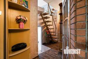 Дом 76м&sup2;, 2-этажный, участок 1 сот.  