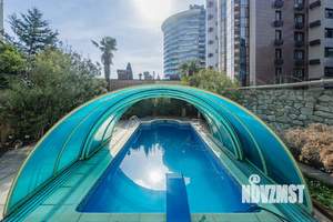 Дом 285м&sup2;, 3-этажный, участок 9 сот.  