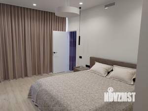 Коттедж 201м², 2-этажный, участок 8 сот.  