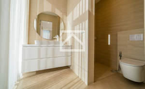 Дом 153м&sup2;, 3-этажный, участок 2 сот.  