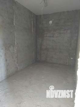 Дом 180м², 2-этажный, участок 10 сот.  
