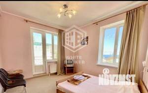 Дом 363м&sup2;, 3-этажный, участок 4 сот.  