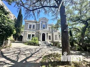 Коттедж 824м&sup2;, 3-этажный, участок 31 сот.  