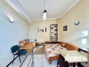 Таунхаус 120м², 5-этажный, участок 1 сот.  