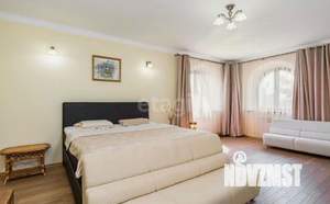 Дом 580м², 3-этажный, участок 17 сот.  