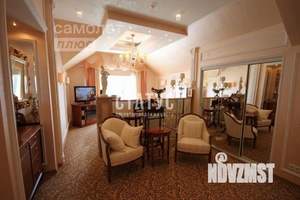 Коттедж 292м², 3-этажный, участок 7 сот.  