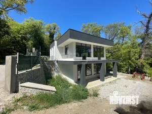 Дом 214м², 2-этажный, участок 4 сот.  