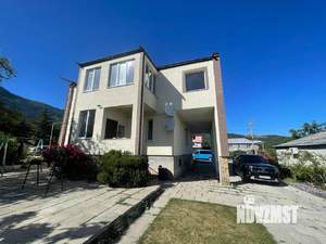 Дом 350м&sup2;, 2-этажный, участок 6 сот.  