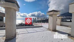 Дом 600м&sup2;, 3-этажный, участок 10 сот.  