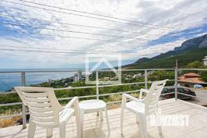 Дом 440м&sup2;, 3-этажный, участок 7 сот.  