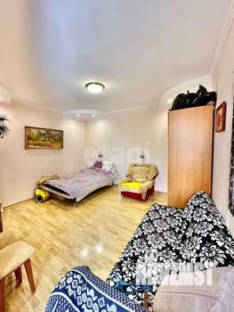 Дом 88м&sup2;, 3-этажный, участок 2 сот.  