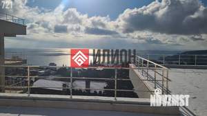 Дом 600м&sup2;, 3-этажный, участок 10 сот.  