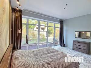 Дом 371м&sup2;, 3-этажный, участок 8 сот.  