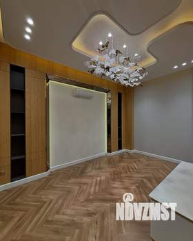 Дом 400м², 2-этажный, участок 8 сот.  