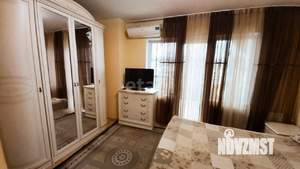 Дом 245м², 3-этажный, участок 2 сот.  